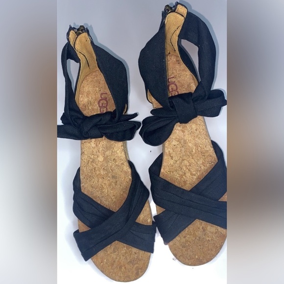 UGG TRACI Women’s Espadrille Wedge Sandals Size 8 Knotted Ankle-Strap Zip Up - Picture 4 of 6